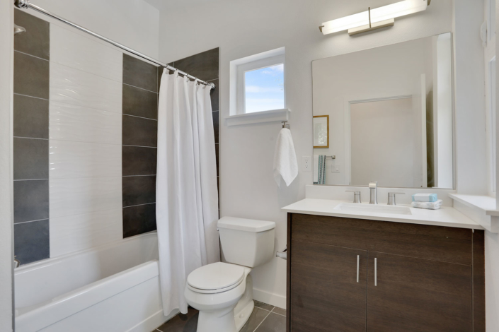 End Unit Bathroom